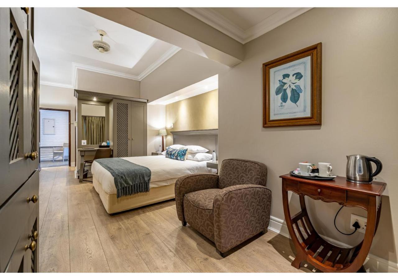 Sheppard Boutique Hotel Нелспрёйт Экстерьер фото